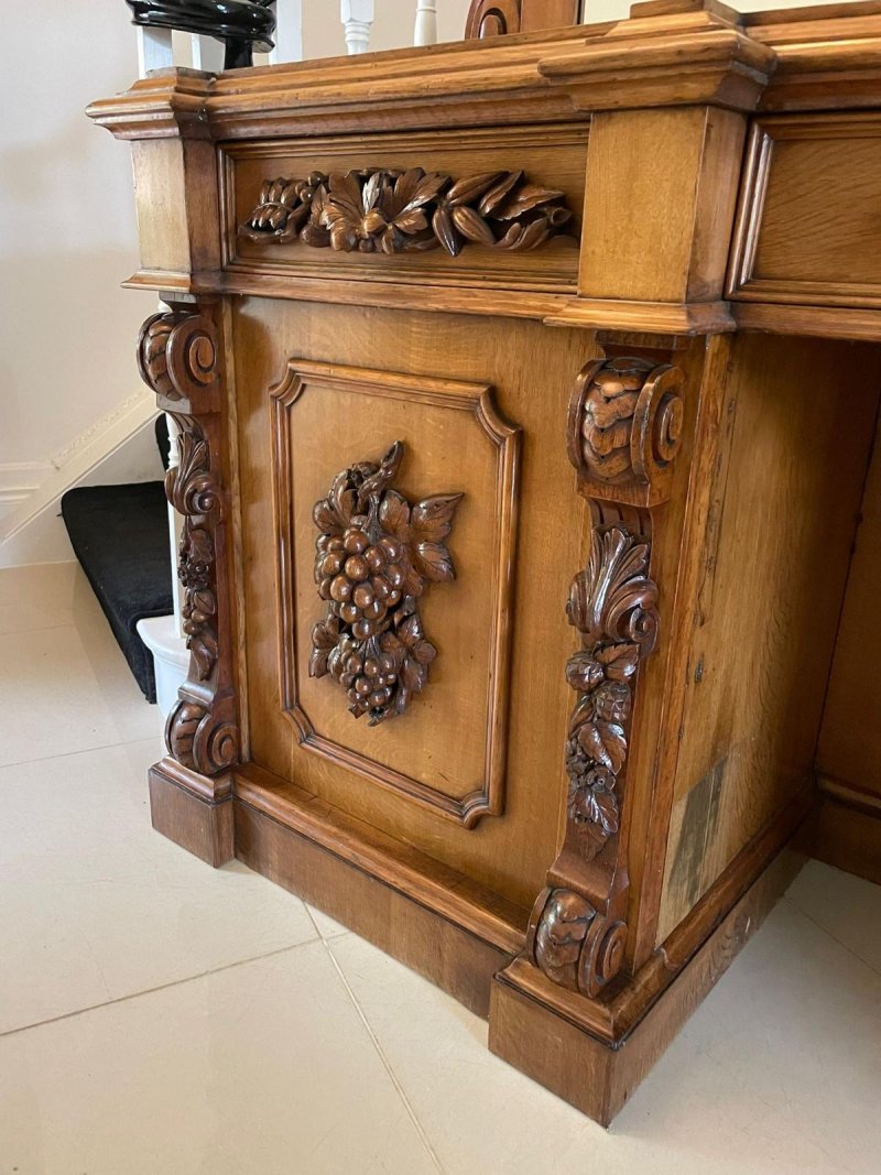Majestic Antique Victorian Carved Oak Mirror Backed Sideboard - Image 9